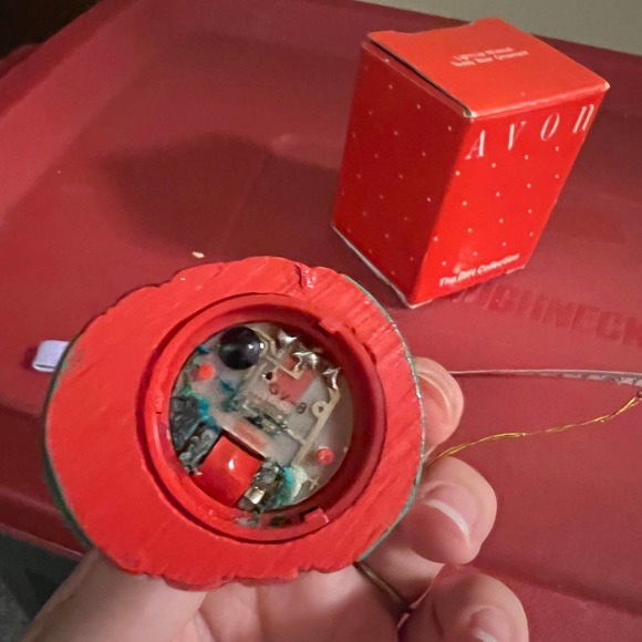 Avon Vintage Christmas Ornament NOT WORKING Teddy Bear Stocking Decor - Picture 7 of 8